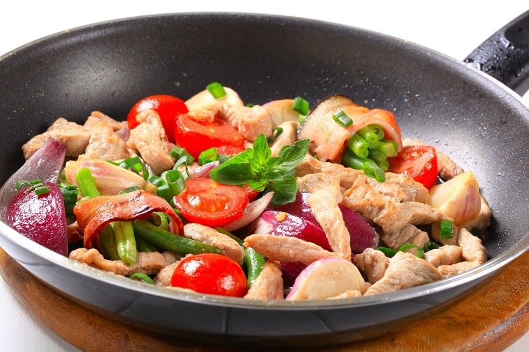 toddler food ideas - stir fry chicken and vegetables