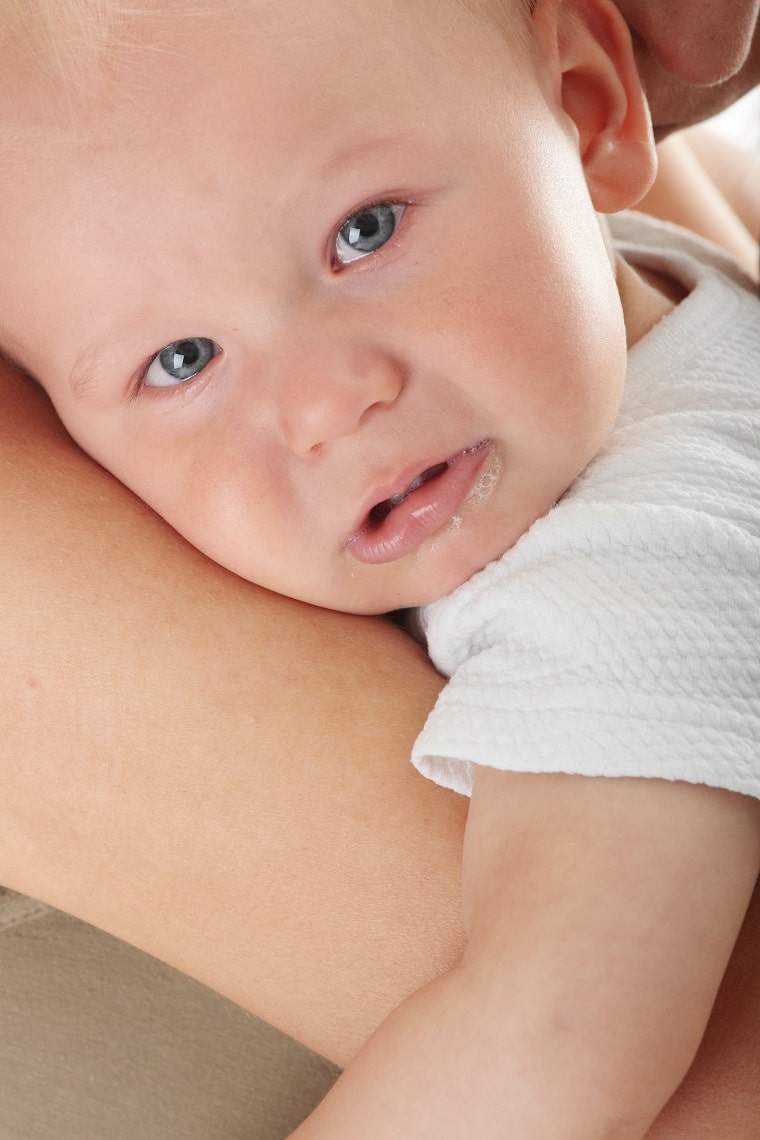 infant feeding guidelines - unhappy baby crying