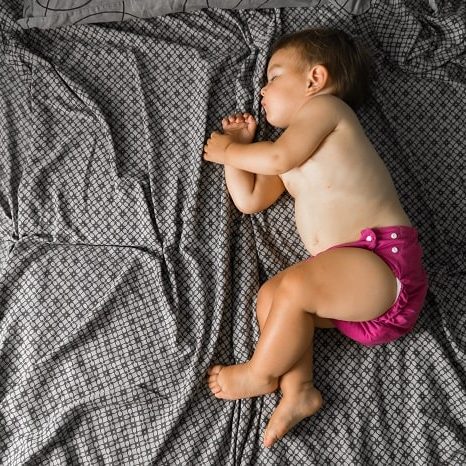 nighttime toilet training – toddler sleeping in nappies